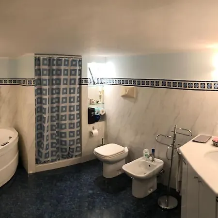 The Trip House - Between The Center And The Sea - Free Wifi And Jacuzzi Apartment Catania